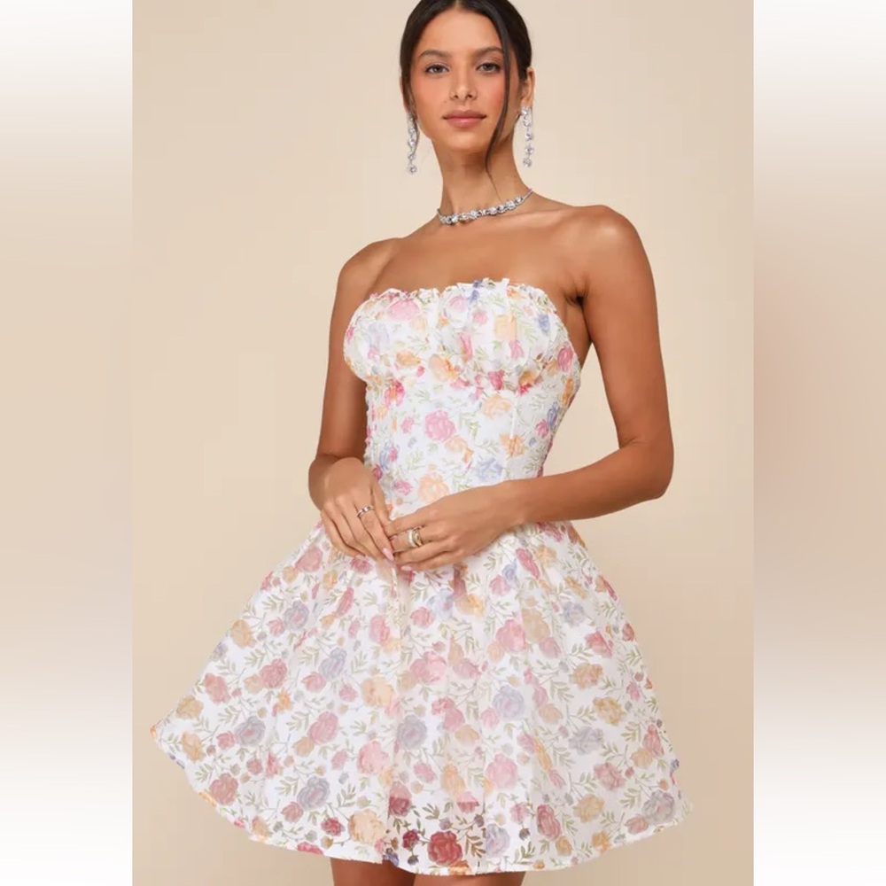 Lulu's Deeply Adorable White Burnout Floral Strapless Mini Dress